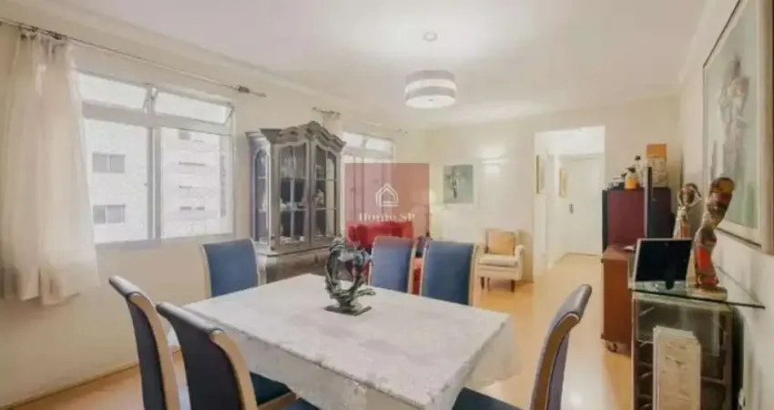 Ótima localização no paraiso, próximo ao metro, comercio em geral.