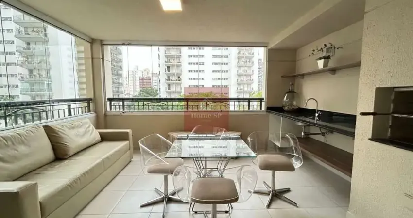 Apartamento com 3 quartos para alugar na Rua Juquis, --, Moema, São Paulo