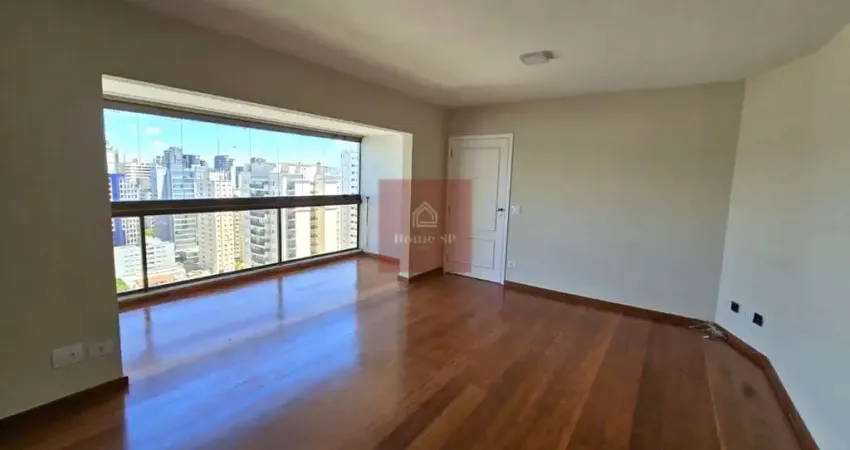 Apartamento com 3 dormitórios, sendo 2 suítes, 2 vagas e com 118m² - moema