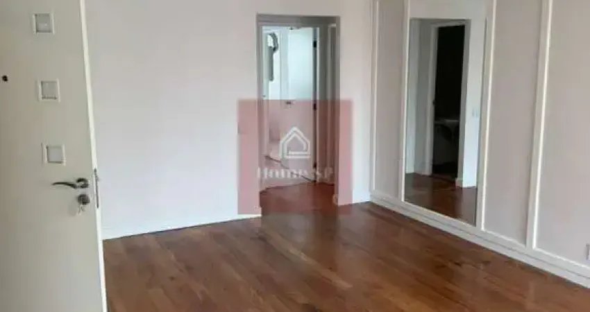 Apartamento 118 m2, 3 dorms.(1ste), 2 vagas em rua tranquila