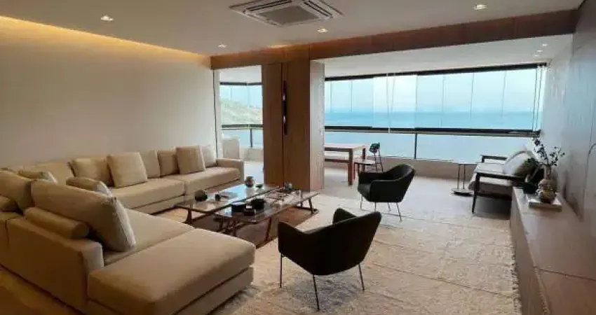 Apartamento montado, reformado e decorado em frente ao mar!