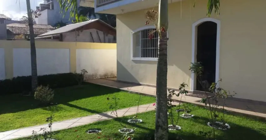 Linda Casa Duplex Á Venda - 5 Quartos, Próxima a Praia - Enseada Azul, Guarapari-ES.