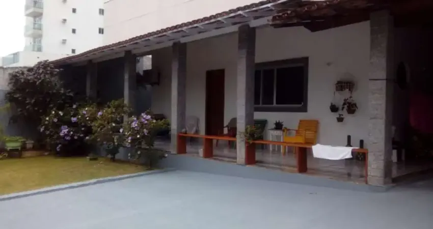 Casa com 4 quartos à venda na Praia do Morro, Guarapari 
