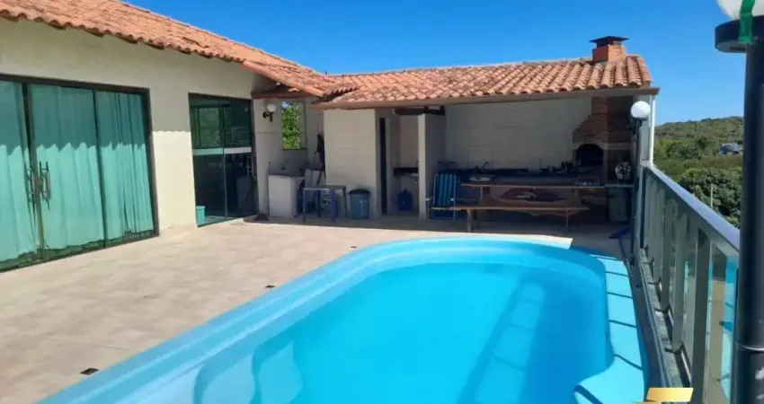 CASA EM CONDOMÍNIO FECHADO COM 4 QUARTOS EM VILLAGE DO SOL