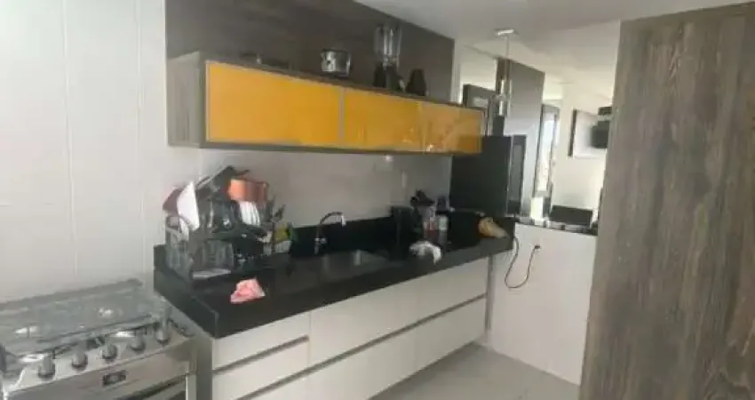 ÓTIMO APARTAMENTO COM PORTEIRA FECHADA NA PRAIA DO MORRO