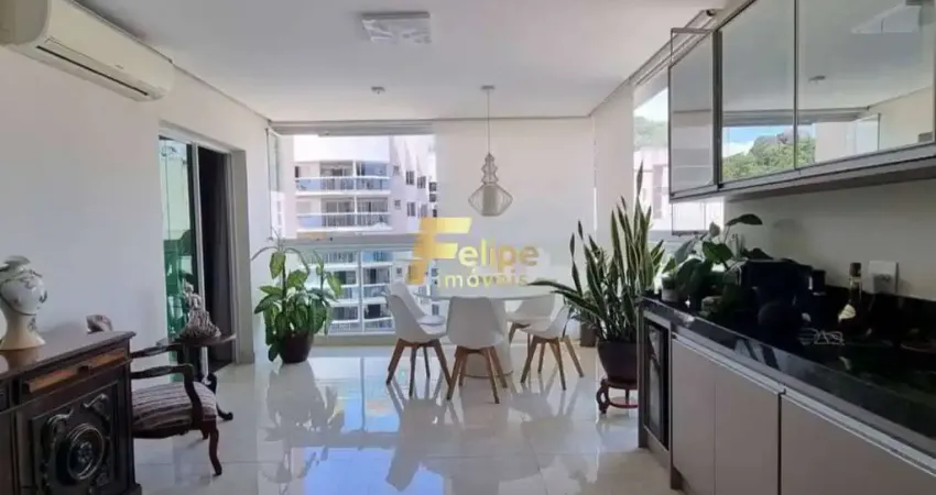 Não perca a oportunidade de adquirir este incrível apartamento localizado nas Castanheiras!
