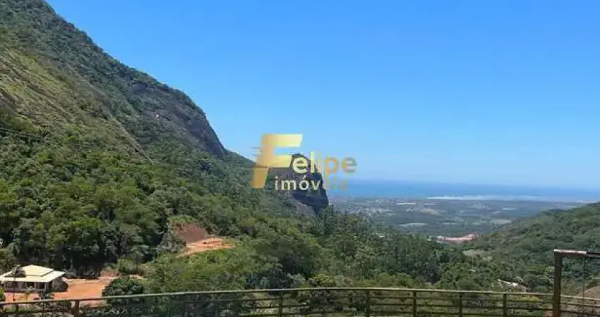 Aproveite a oportunidade única de adquirir sua chácara dos sonhos nas deslumbrantes montanhas de Guarapari.