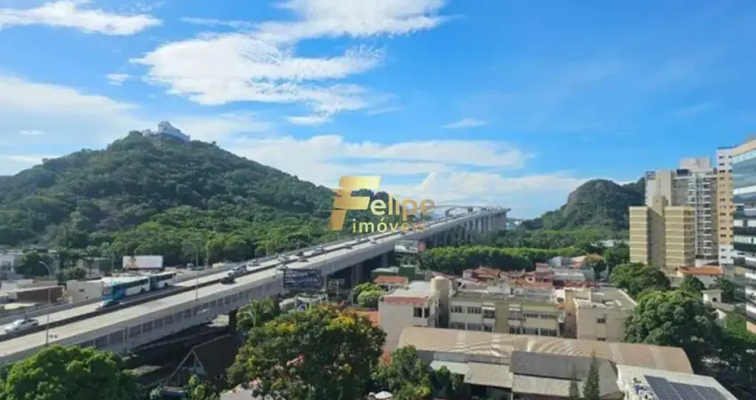 UM ALTO PADRÃO COM VISTA PARA O CARTÃO POSTAL DA CIDADE.