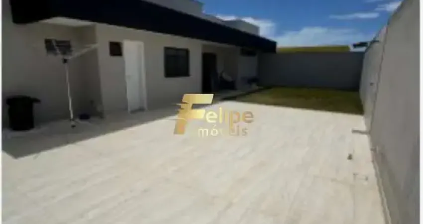 EXCELENTE CASA DE 03 QUARTOS E 01 SUÍTE À VENDA EM NOVA GUARAPARI!