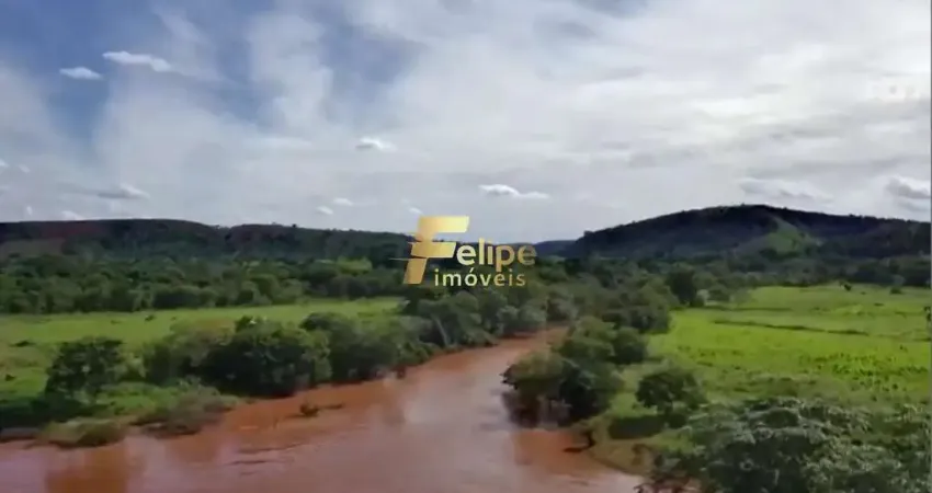 MARAVILHOSA FAZENDA RICA EM ÁGUA PRÓXIMO A GOVERNADOR VALADARES.