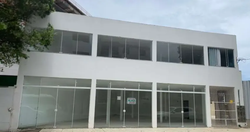 LOJA EM ANDAR SUPERIOR EM MUQUIÇABA PARA FINS COMERCIAIS.