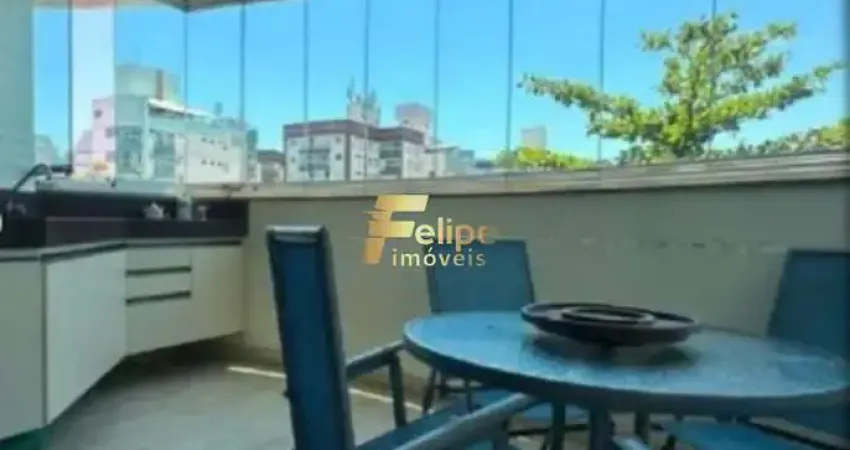 A poucos metros da praia, apartamento com 140 m² em Jardim Camburi.