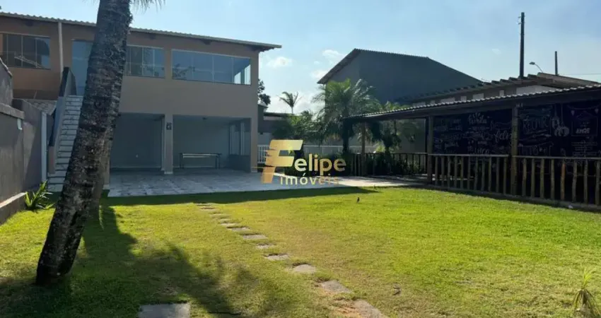 Belíssima e espaçosa casa de 05 quartos à venda em santa mônica, guarapari/es!