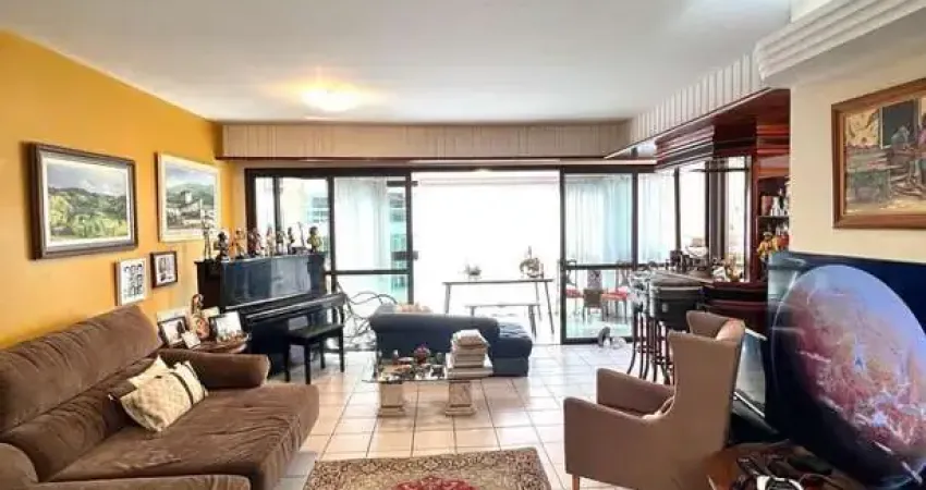 Apartamento no coração do bairro da praia do canto - vitória / es