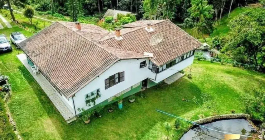 Oportunidade - pedra azul- próximo a rota do lagarto. 4.3 hectares com vista para pedra azul