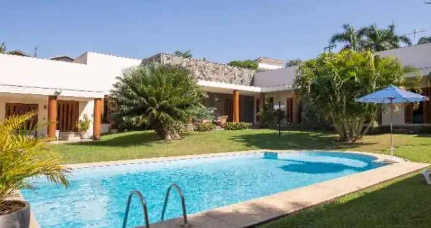 Casa com 8 quartos à venda na Praia do Morro, Guarapari 