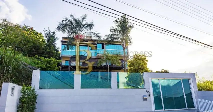 Casa com 4 quartos à venda em Água Verde, Blumenau 