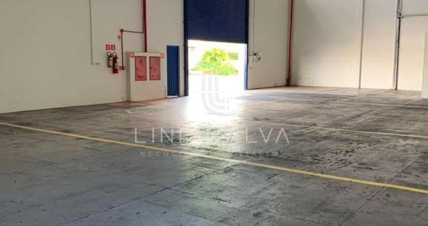 Barracão de alto padrão próximo à BR 277, com 338 m  em Foz do Iguaçu