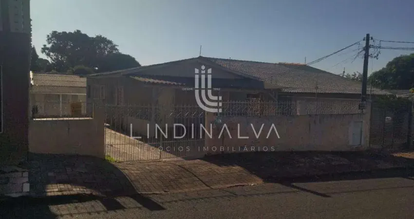 Duas casas à venda no mesmo terreno, no Campos do Iguaçu.