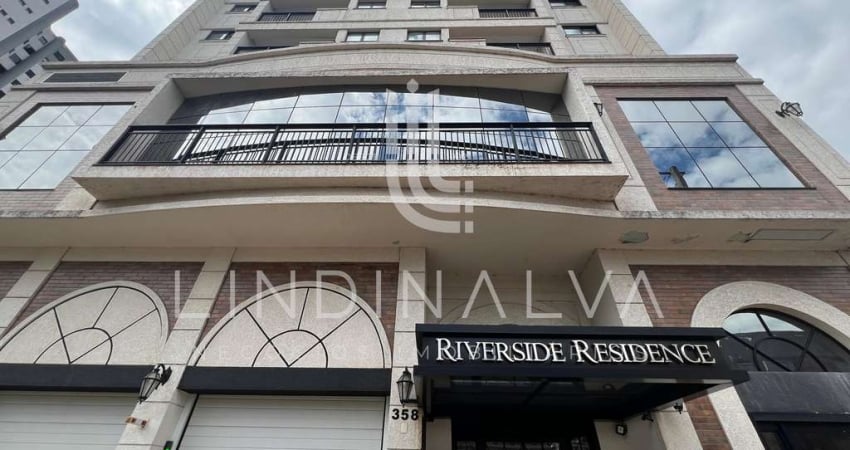 Apartamento mobiliado e equipado no Riverside com suíte e sacada, 2 vagas - Centro