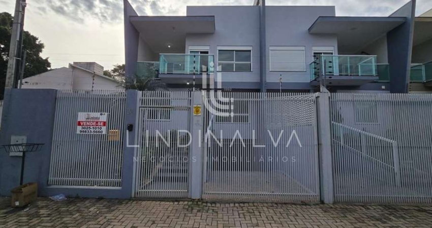 Sobrado com 2 suítes à Venda ou locação na Vila A, amplo e bem localizado