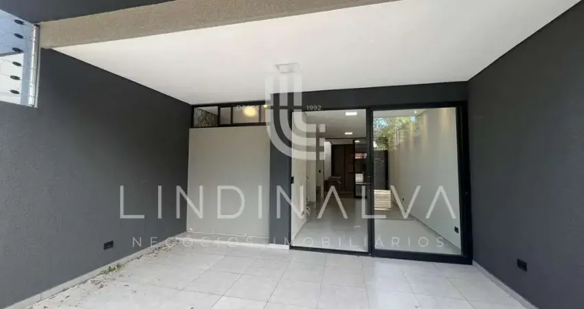 Sobrado com suíte, 2 quartos, escritório, semi mobiliado na região da vila a.