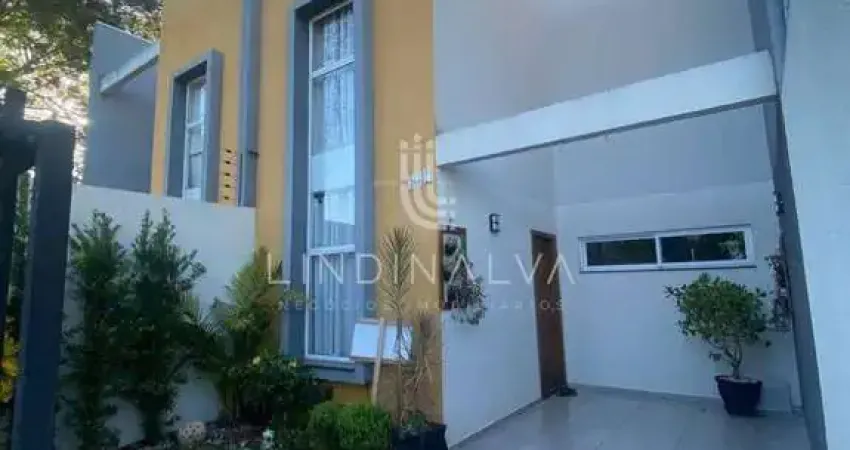 Sobrado reformado com 2 quartos e edícula à venda em foz do iguaçu