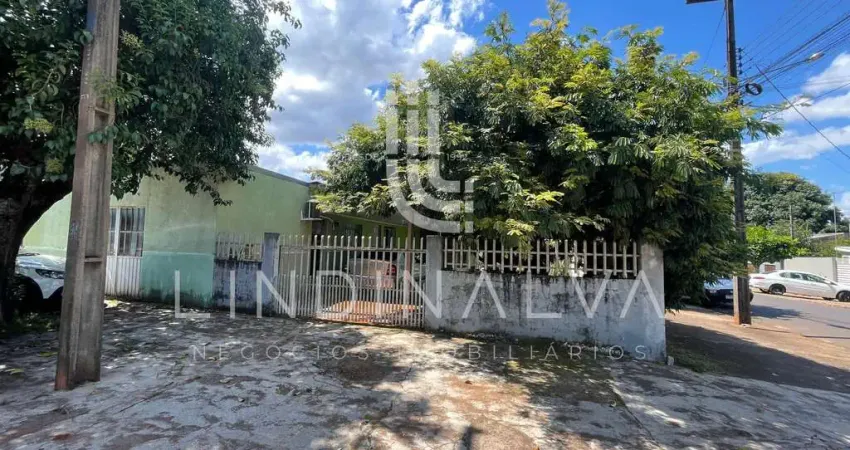 Duas casas com entradas independentes próximo ao centro e cataratas