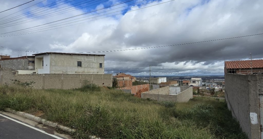 Oportunidade Terreno com 140 m², visão privilegiada,  Zabelê - Vitória da Conquista - BA