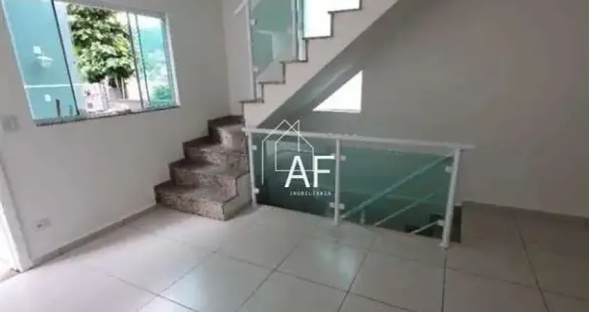 Sobrado  em condomínio fechado à venda no horto florestal, 3 quartos, 1 suíte, 2 vagas de garagem, 108m²