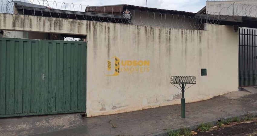 Casa para Venda em Bauru, Jardim Maramba, 3 dormitórios, 1 banheiro, 1 vaga
