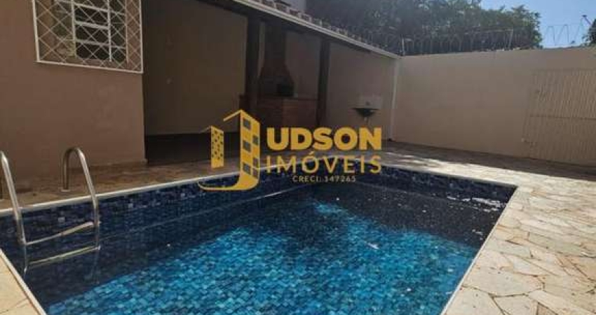 Casa para Venda em Bauru, vila Dutra, 2 dormitórios, 1 banheiro, 2 vagas