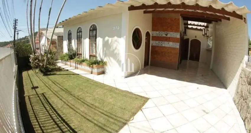 Casa com 3 quartos à venda na Rua José Luiz, 270, Forquilhinhas, São José