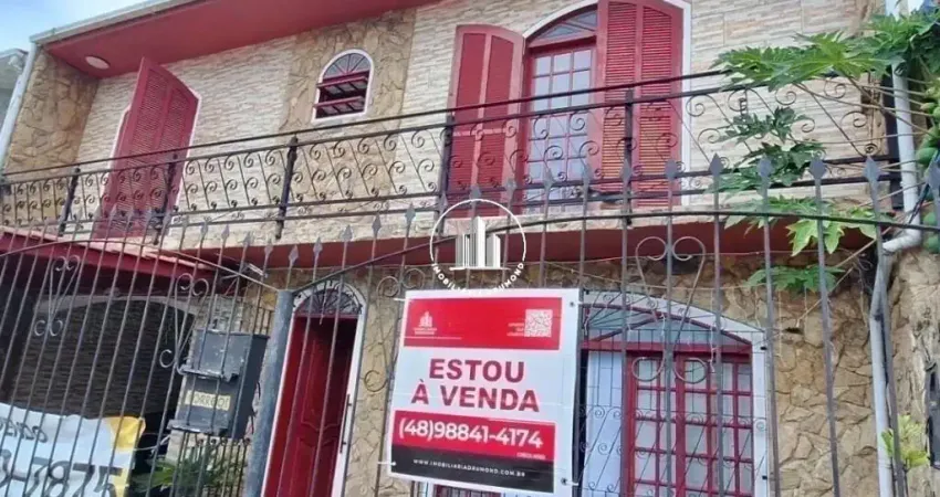Casa com 5 quartos à venda na Rua Dona Emma, 42, Bela Vista, São José
