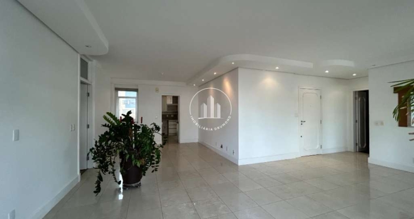 Apartamento 4 Quartos com 2 Suítes e 211m² - Centro - JMS