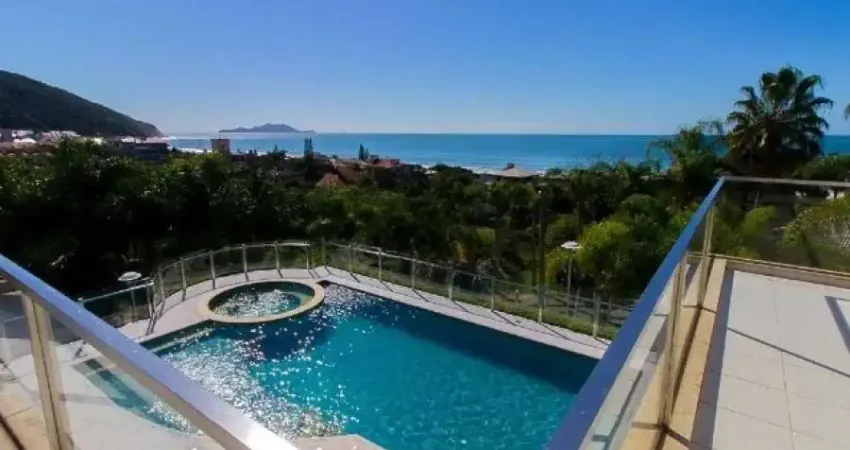 Casa residencial com 6 suítes na Praia Brava. - JMS