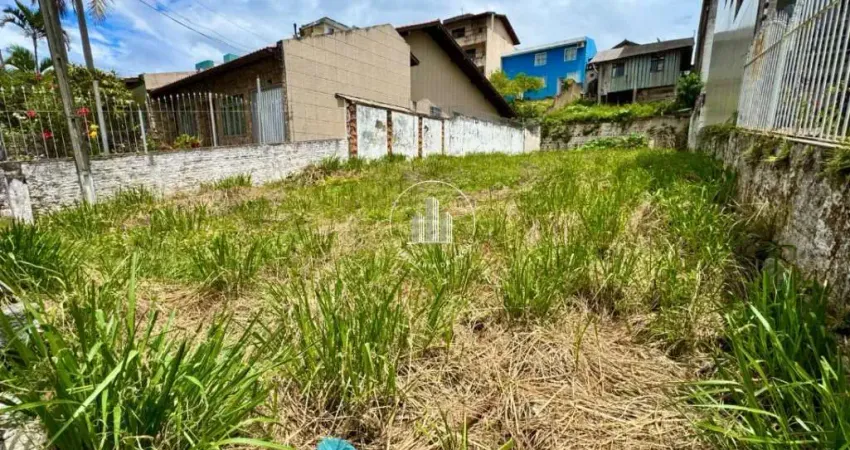 Terreno à venda na Avenida Atlântica, 834, Barreiros, São José