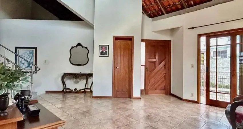 Casa com 3 quartos à venda na Rua Professora Cremilde de Oliveira, 262, Jardim Atlântico, Florianópolis