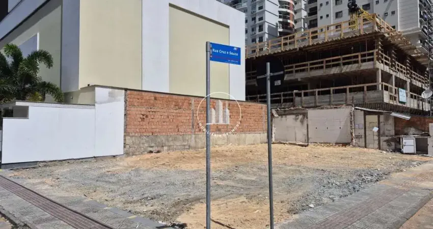 Terreno à venda na Avenida Cruz e Souza, 00, Campinas, São José