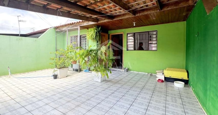 Casa com 2 quartos, amplo espaço de frente, à Venda, Bom Jesus, São José dos Pinhais, PR