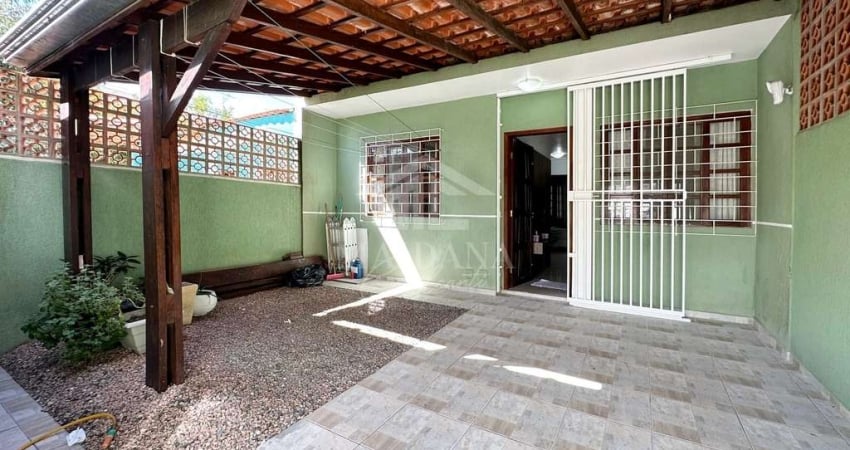 Casa  Com área gourmet maravilhosa , cozinha com móveis planejados à Venda no bairro Parque da Font