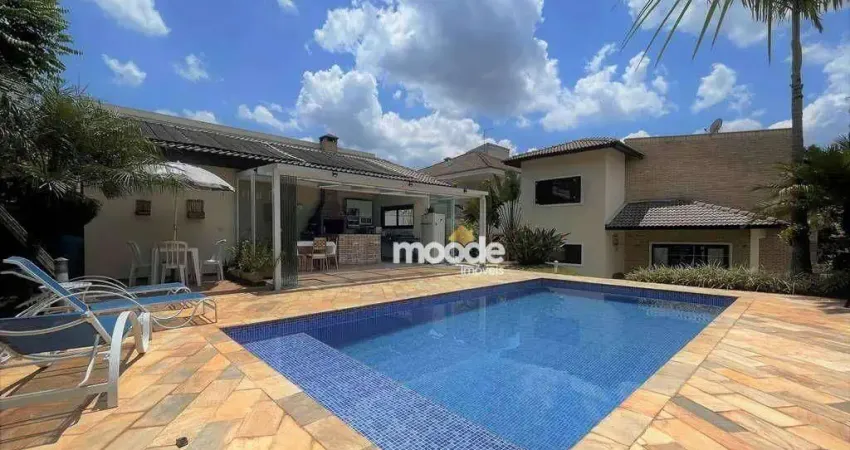 Casa à venda com 4 Quartos sendo 4 suítes no Cond. Nova Higienópolis , Granja Viana