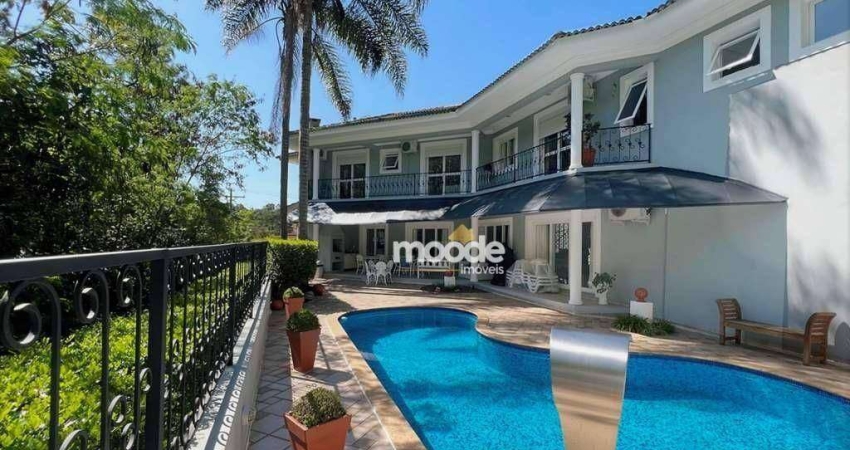 Casa com 4 Quartos e 7 banheiros à Venda, 421 m² por R$ 3.500.000