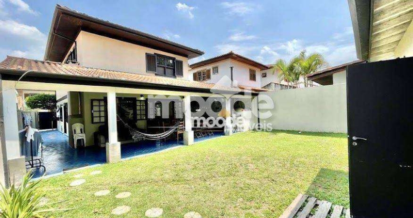 Sobrado em condomínio com 4 quartos à venda, 250 m² por R$ 1.330.000 - Jardim São Paulo II - Cotia/SP