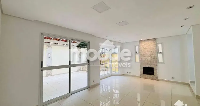 Sobrado com 3 Quartos à venda, 200 m² por R$ 970.000 - Jardim Barbacena - Cotia/SP