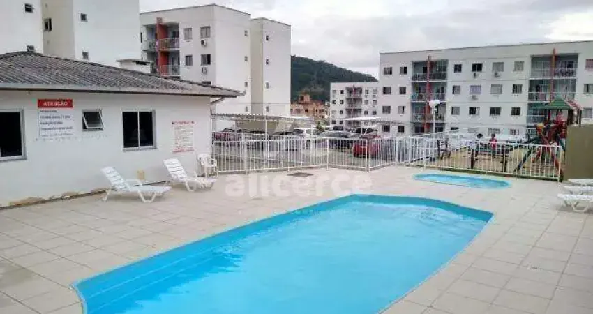 Apartamento à venda com 2 quartos , 52m² em são sebastião palhoça