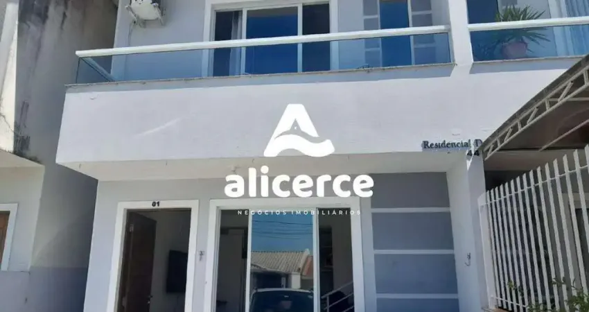 Sobrado à venda com 2 quartos , 65m² em Bela Vista Palhoça