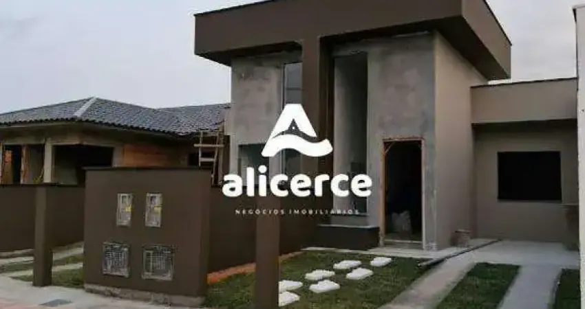 Oportunidade Imperdível em Palhoça! Casa Geminada com Design Moderno e Excelente Custo-Benefício