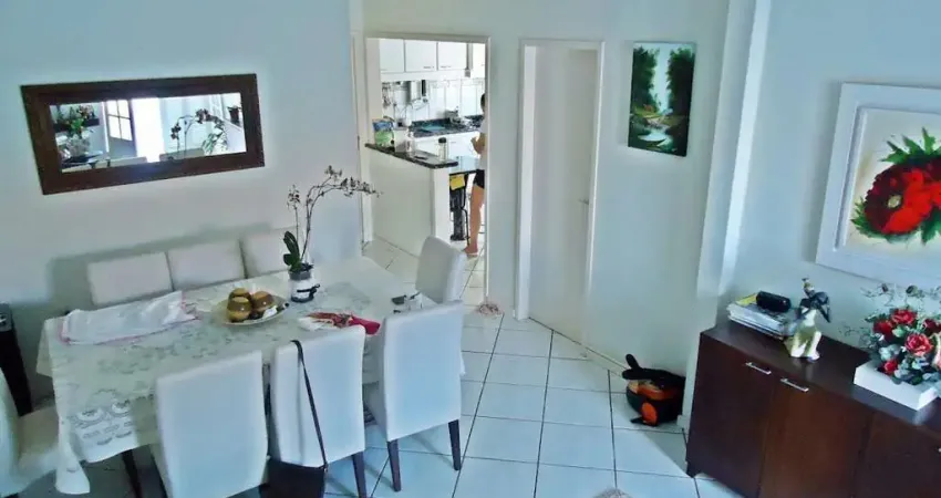 Ampla Casa com Vista para o Mar e 5 Dormitórios em Barreiros – São José