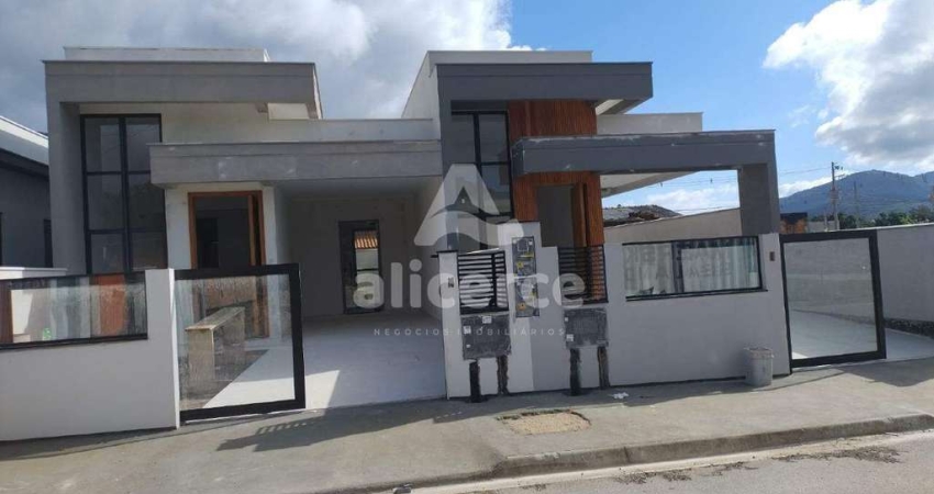 LONDON RESIDENCE I – Casas Alto Padrão em São José! - 2 dormitórios com suíte e churrasqueira